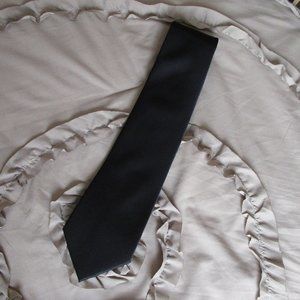 vegan solid black tie